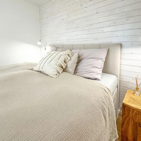 Apartment Bright & Cozy *