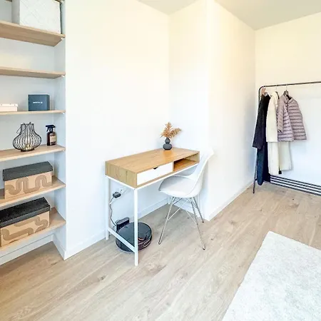 Apartment Bright & Cozy